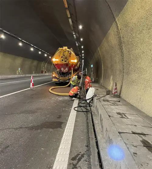 萧县隧道排水渠清淤